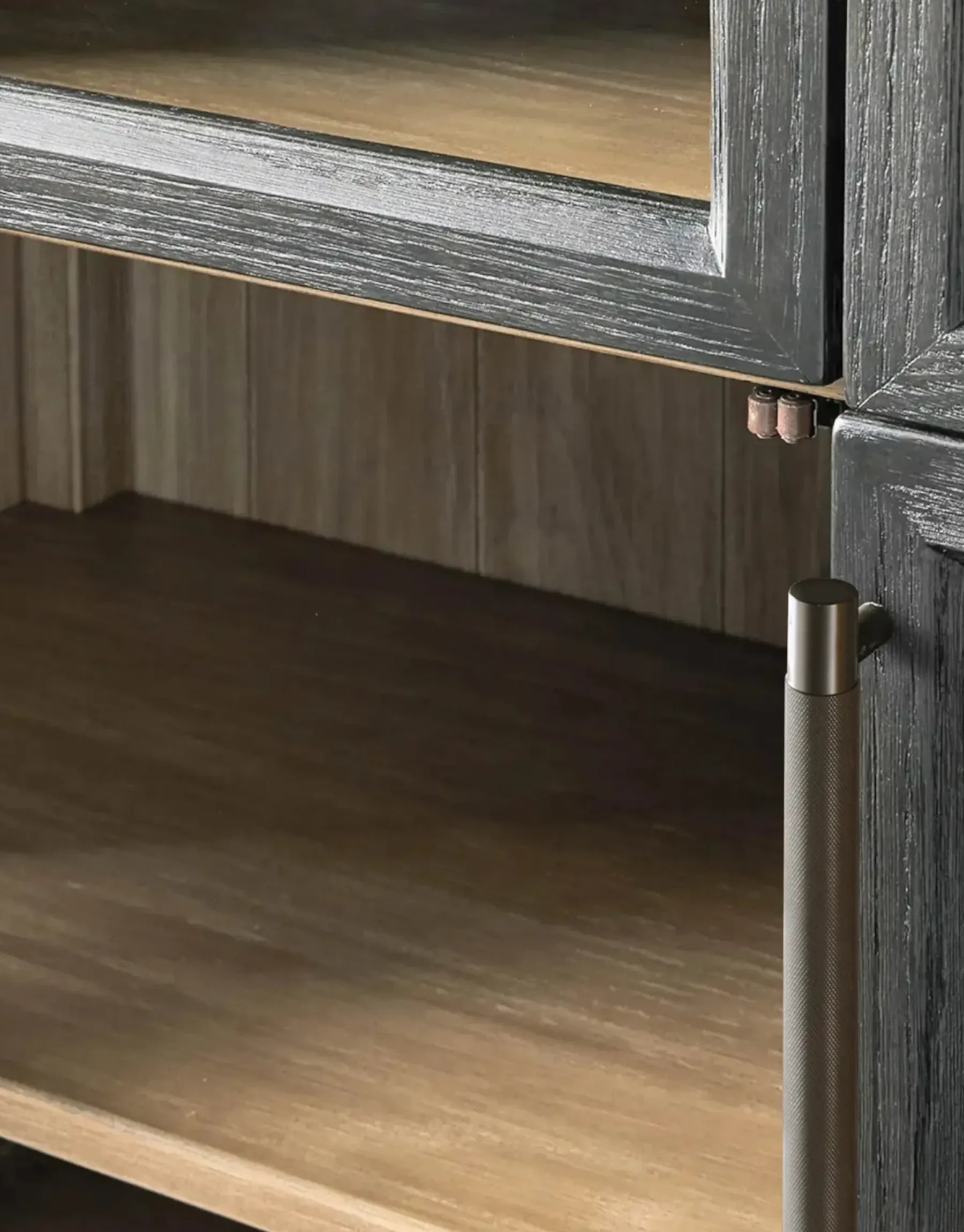 Hettly Glass Cabinet