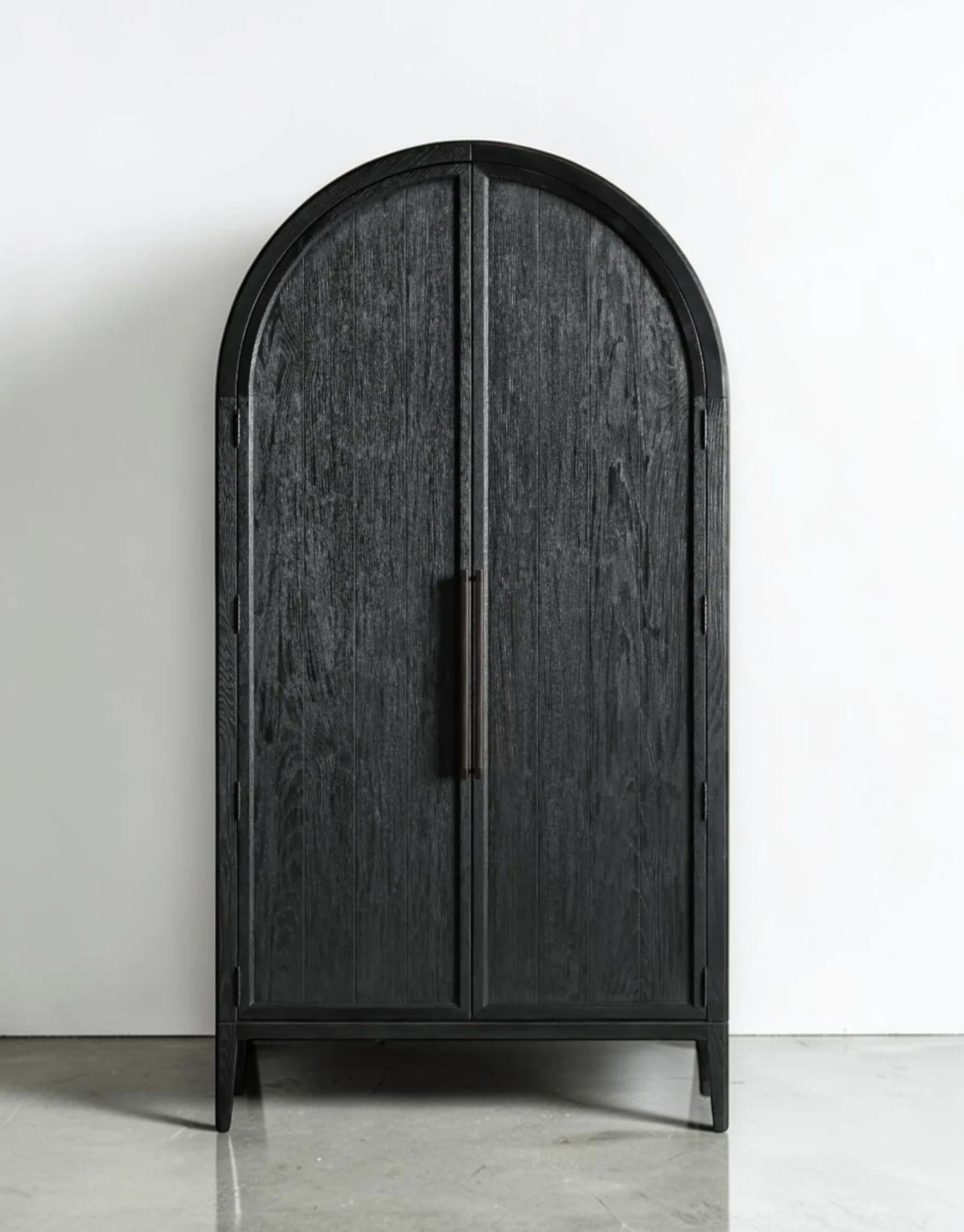 Hettly Cabinet