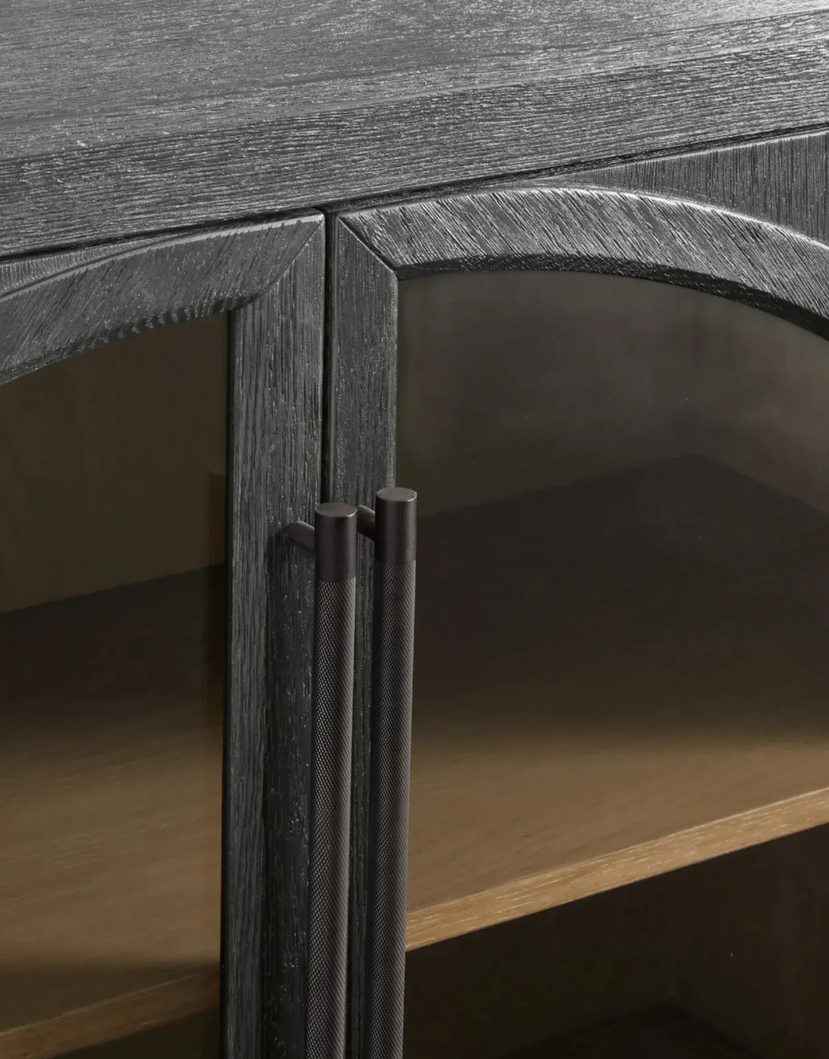 Hettly Sideboard