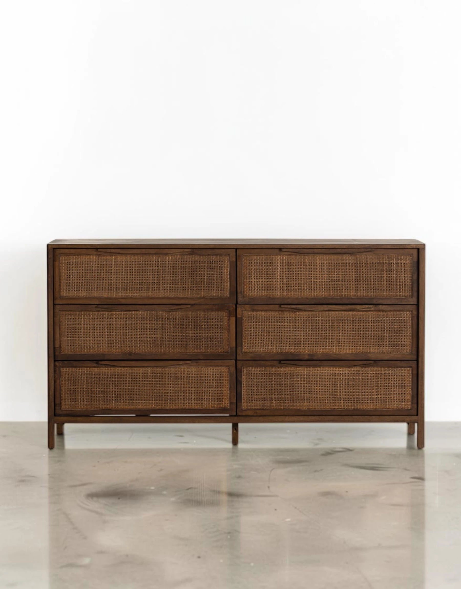 Valric Drawer Dresser