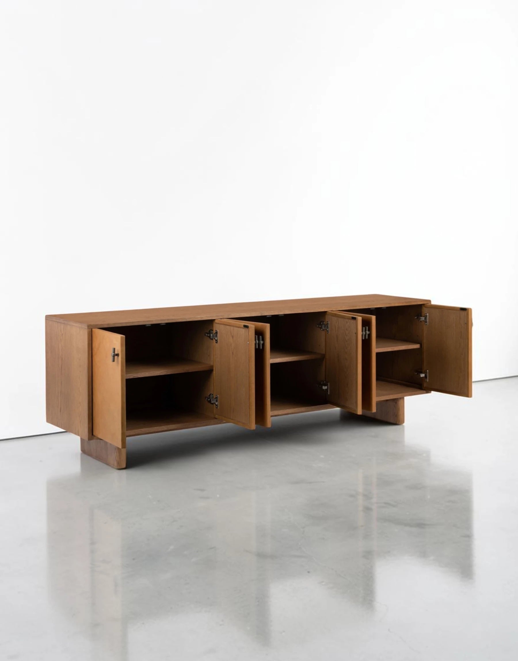 Calden Media Console