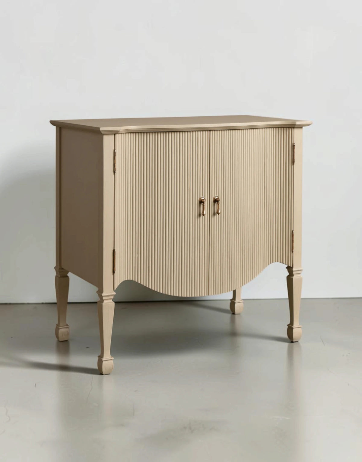 Conren Hall Chest