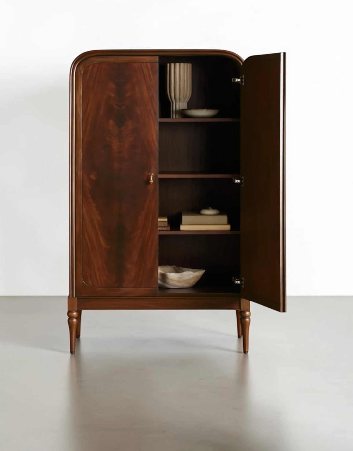 Francelle Cabinet