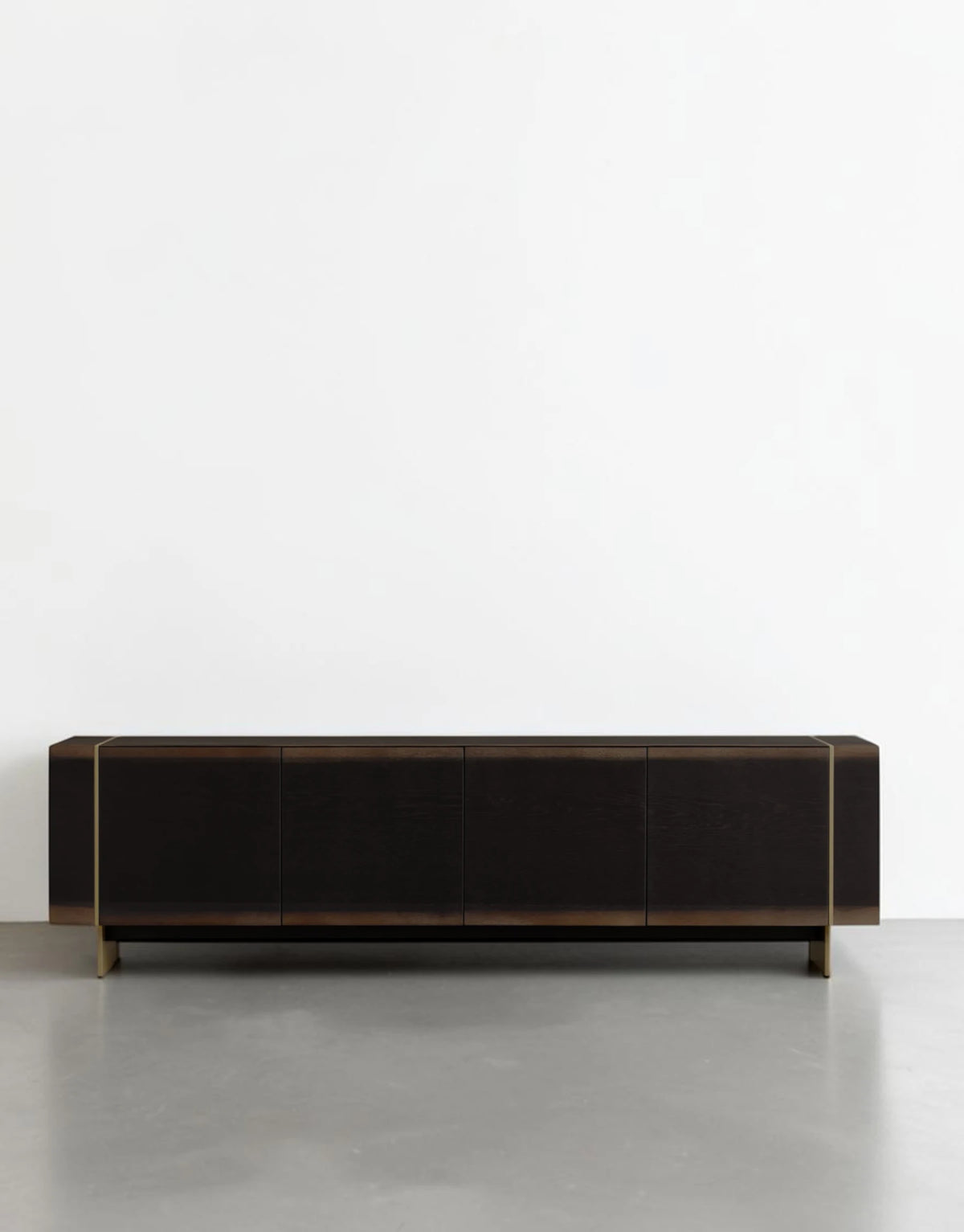 Miroven Media Console