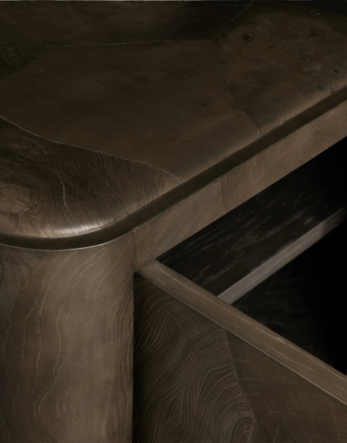 Polenza Media Console