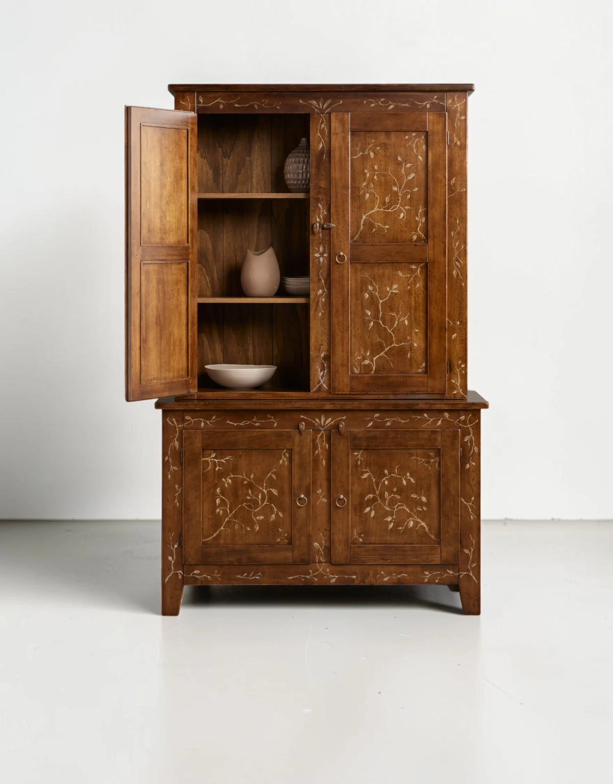Serafina Cabinet