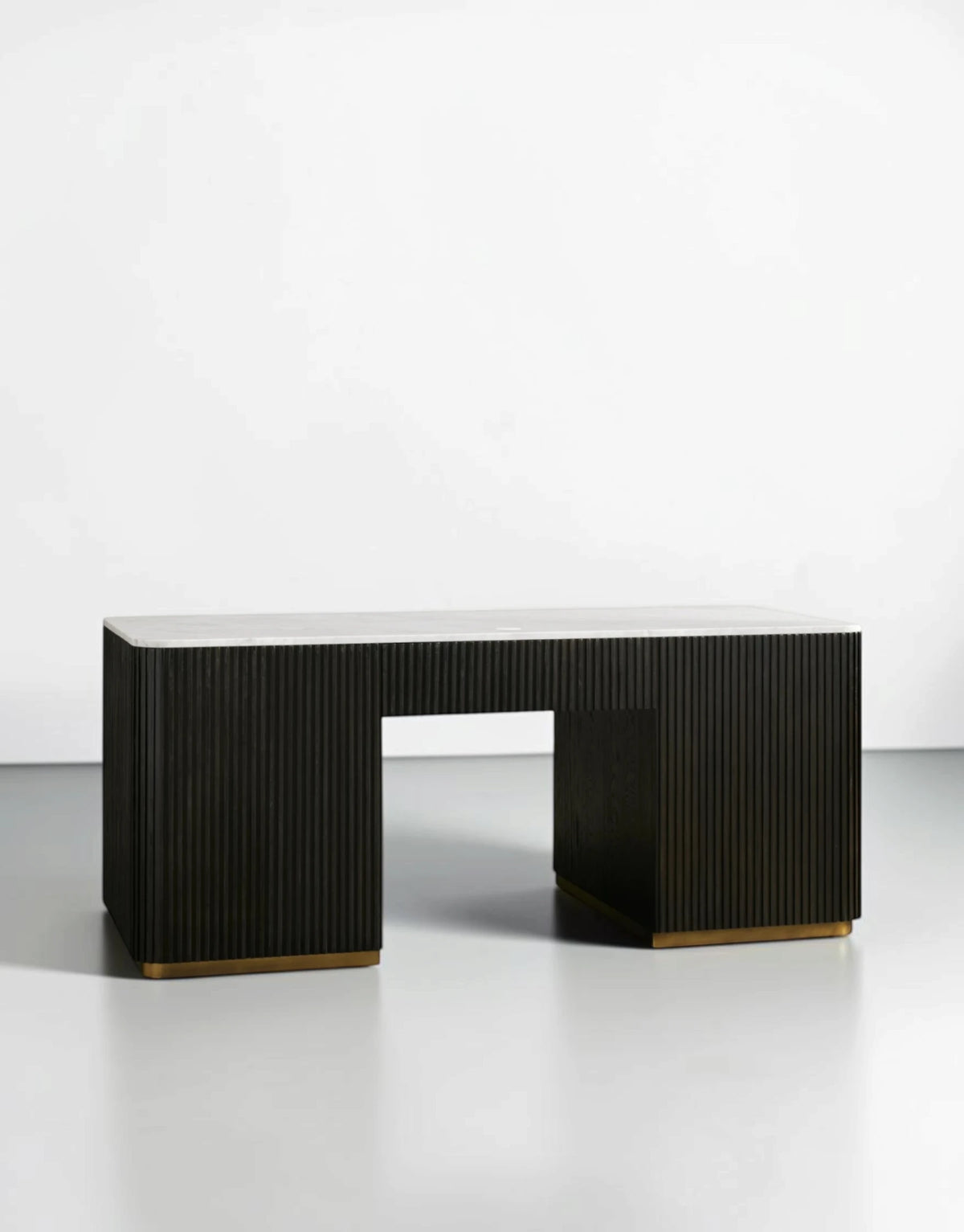 Finnely Executive Desk