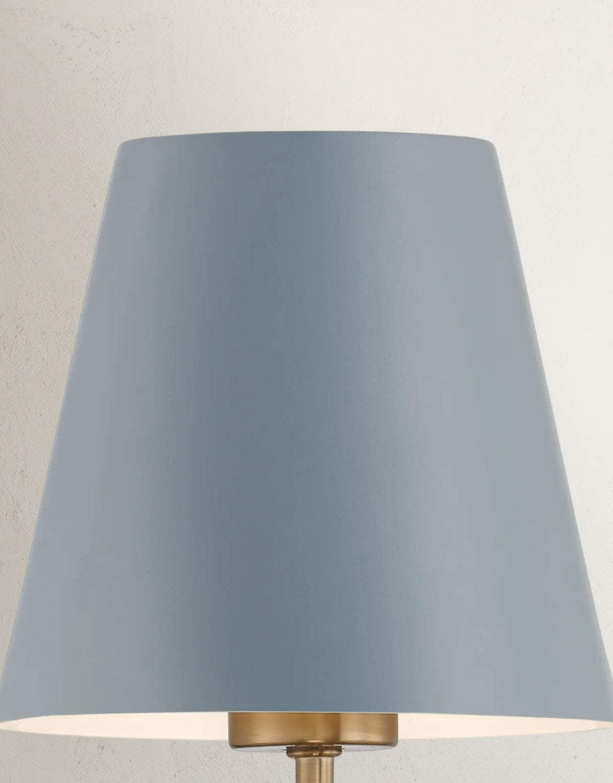 Xavian 31.75'' Chandelier