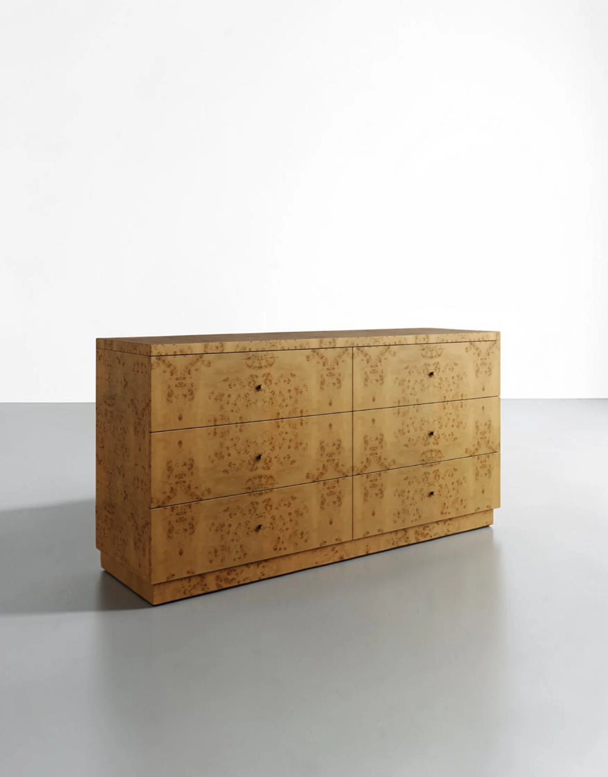 Avenor Dresser