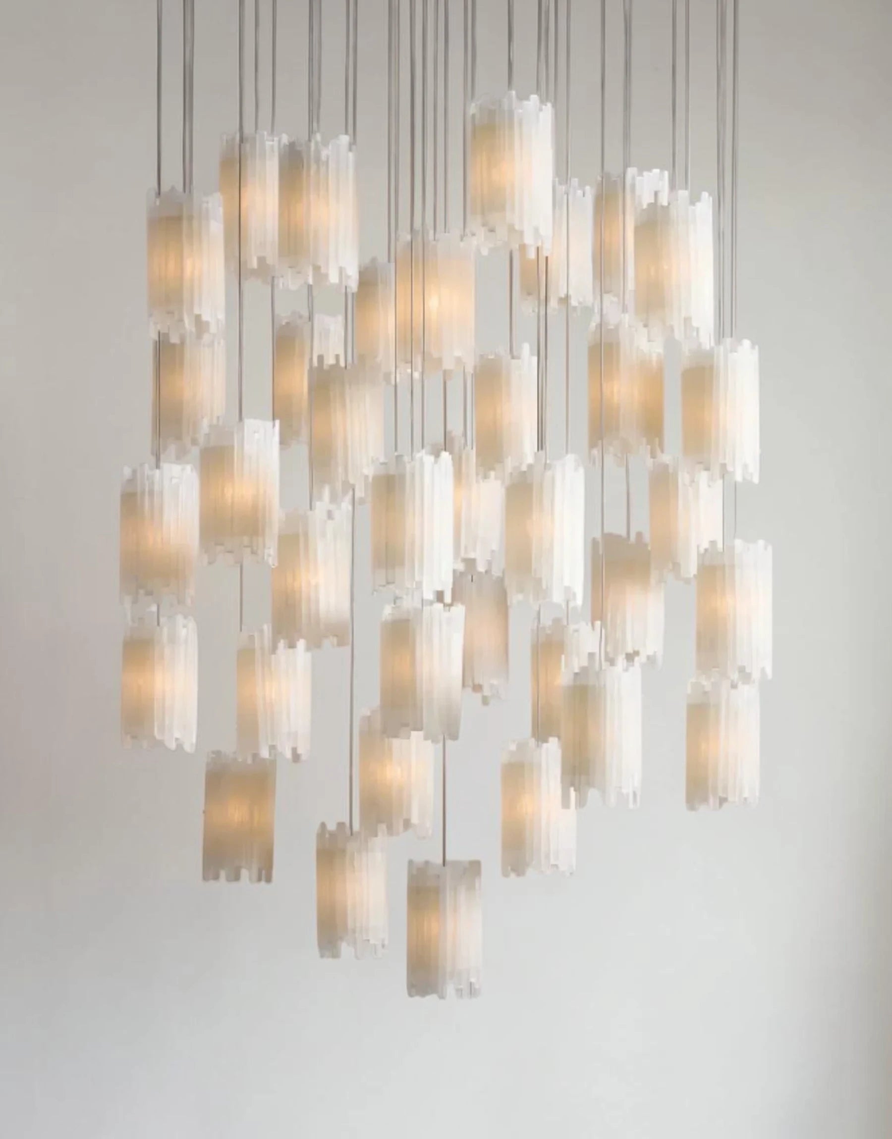 Virelia Round Chandelier