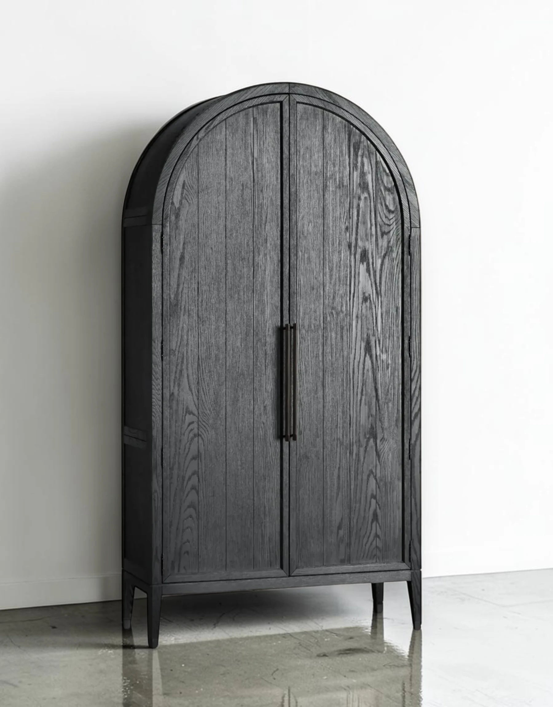 Hettly Cabinet