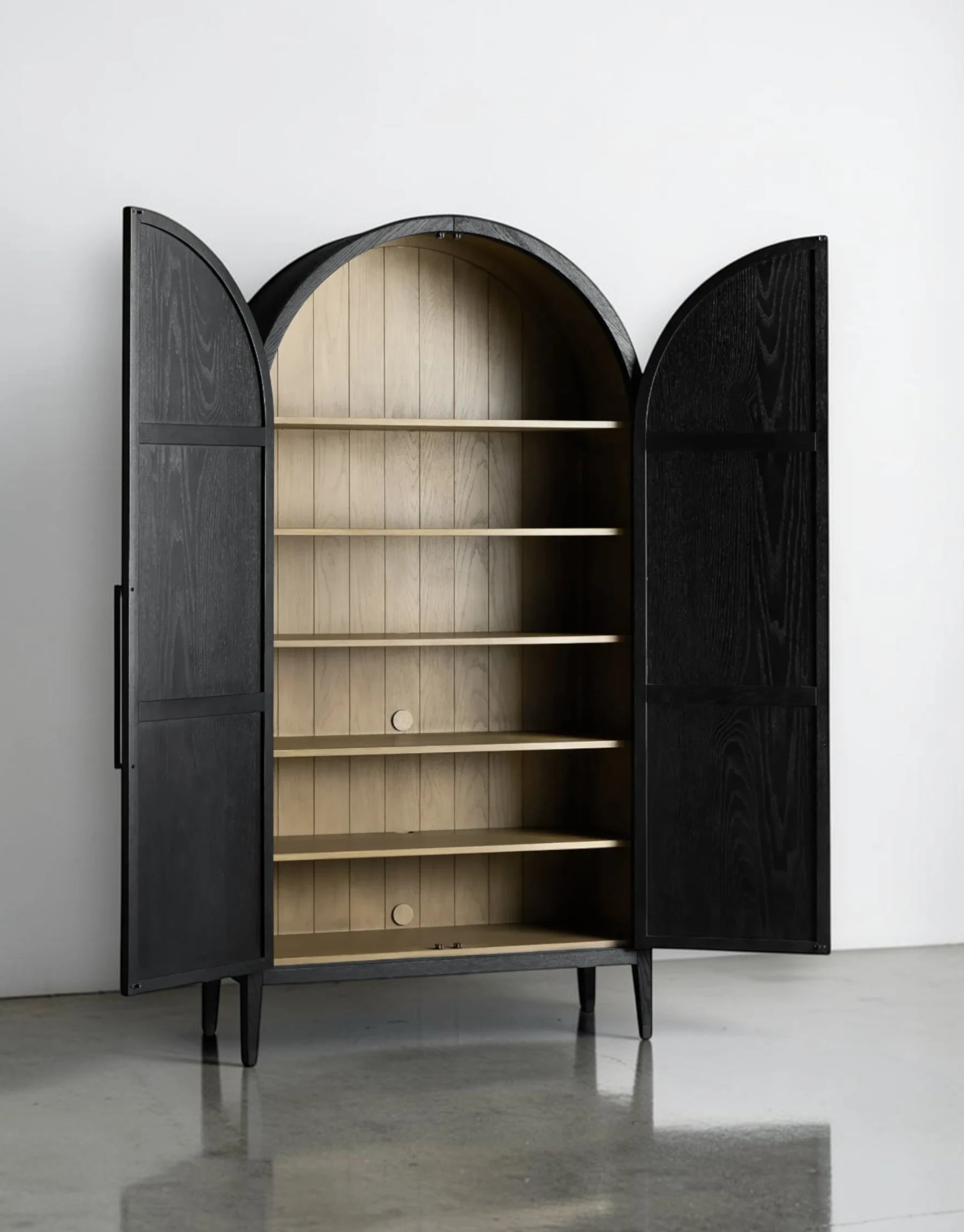 Hettly Cabinet