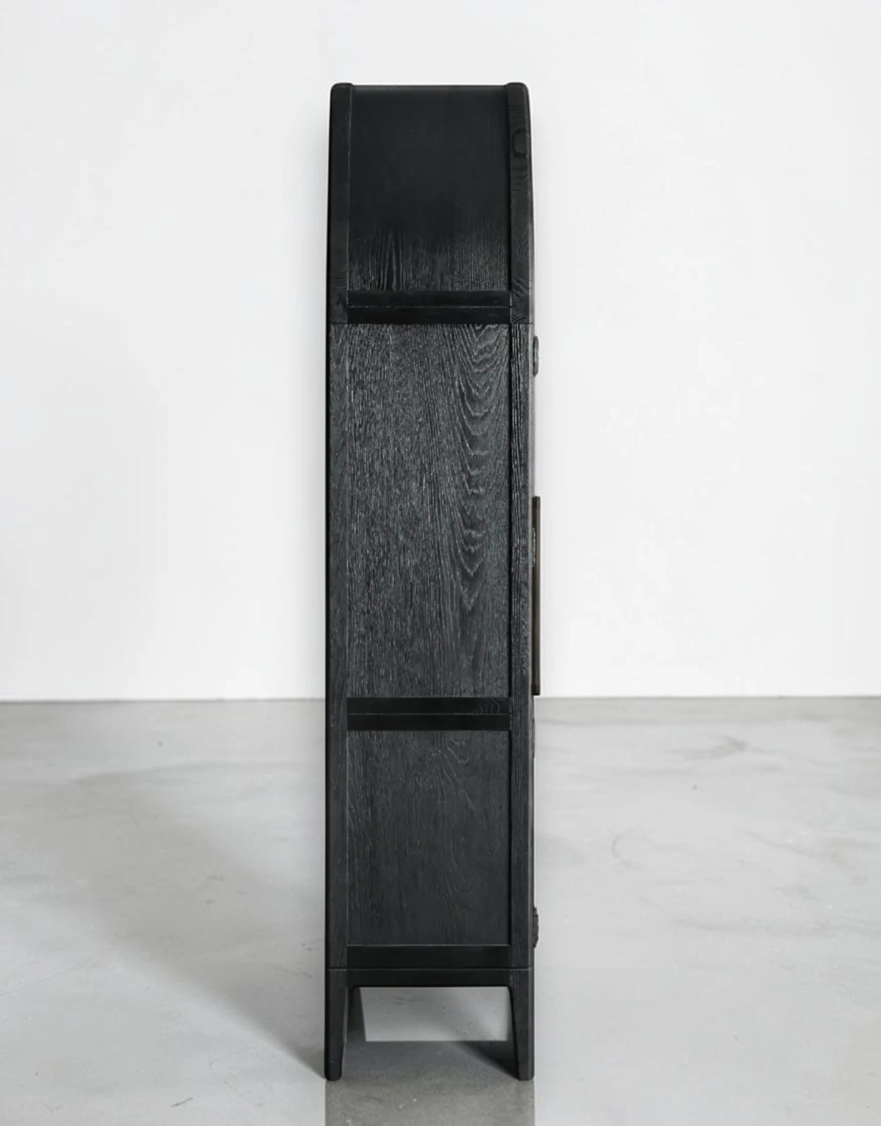 Hettly Cabinet