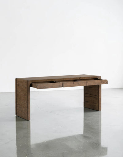 Evren Desk