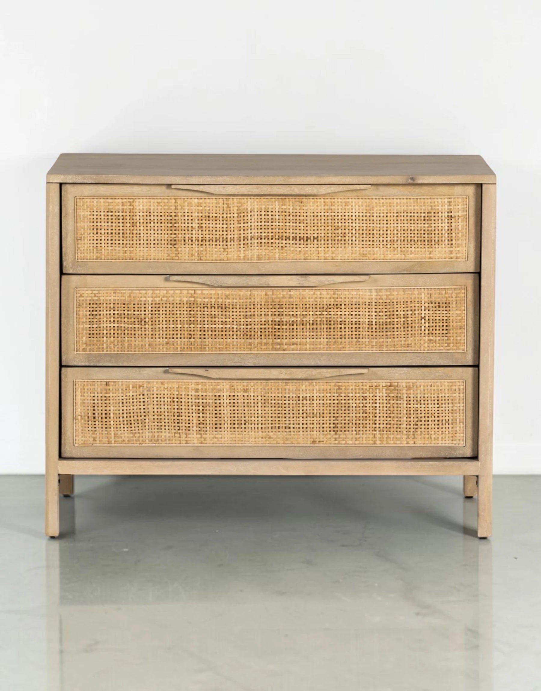 Valric Large Nightstand