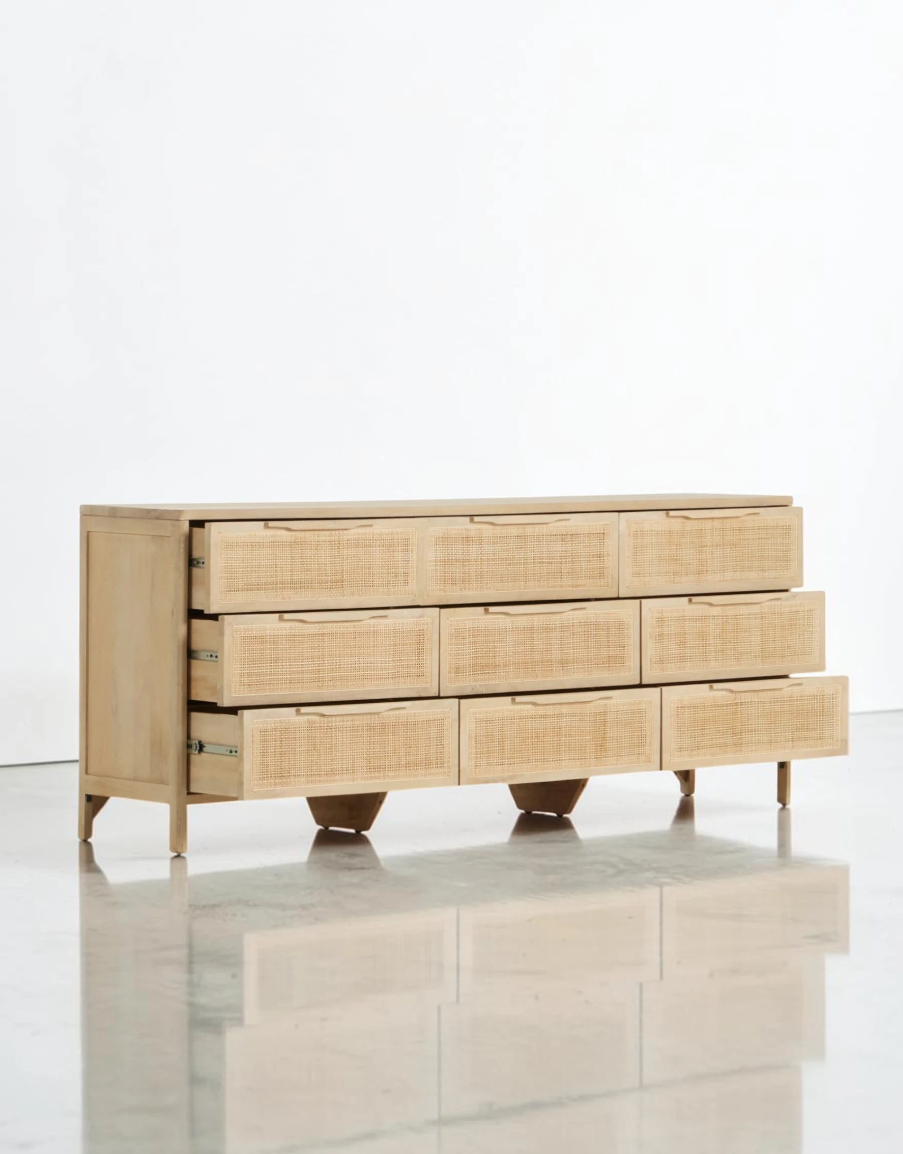 Valric Drawer Dresser