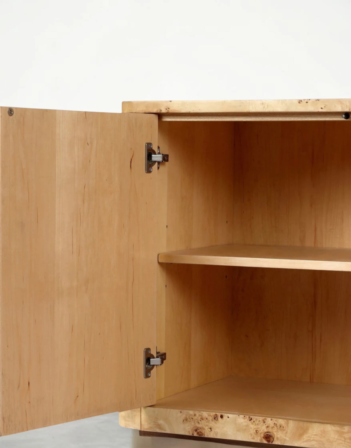 Liora Media Console