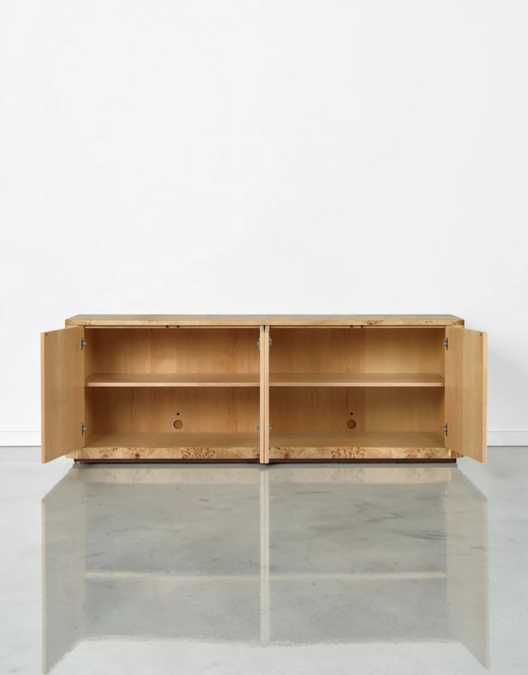 Liora Media Console