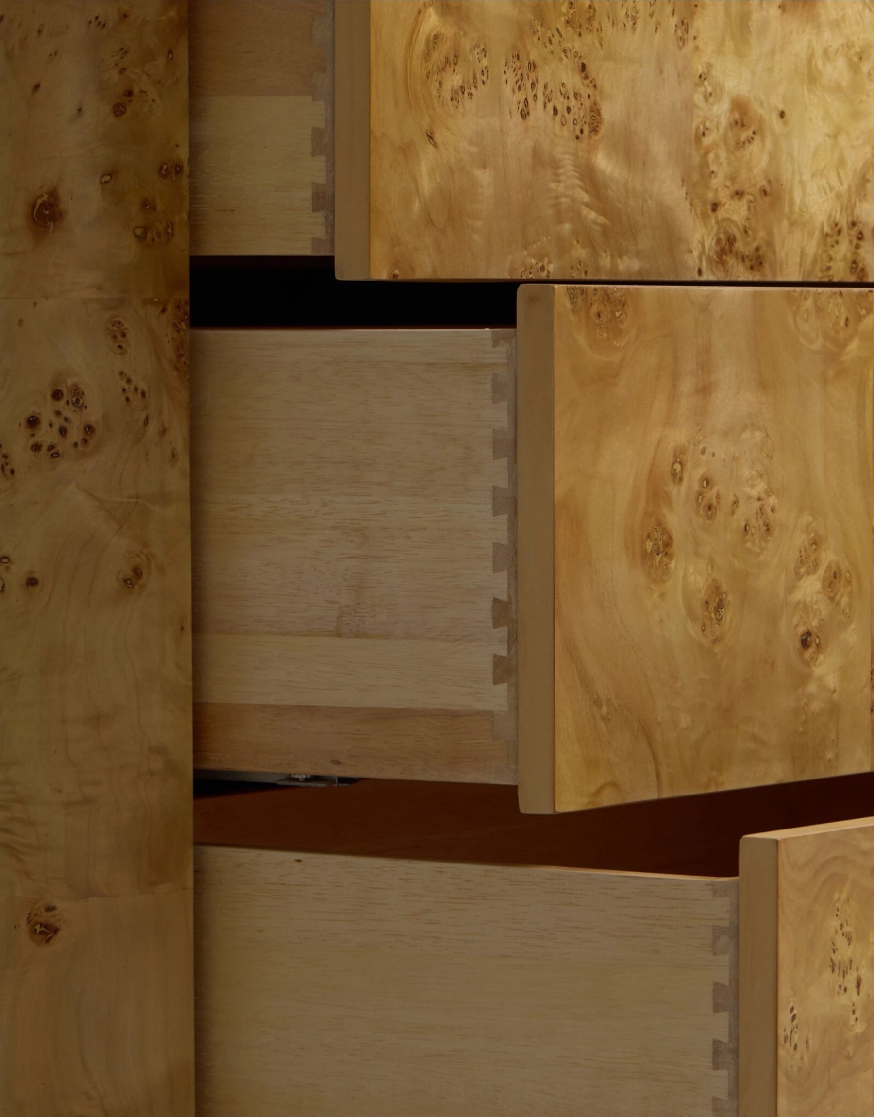 Liora 6 Drawer Dresser