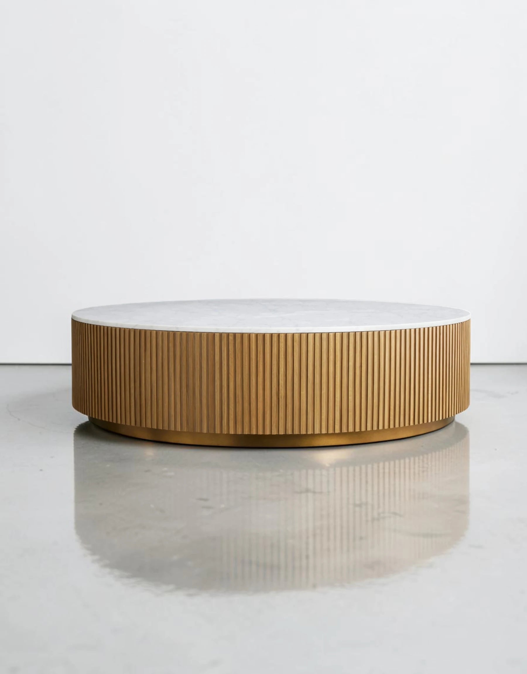 Avelor Round Coffee Table