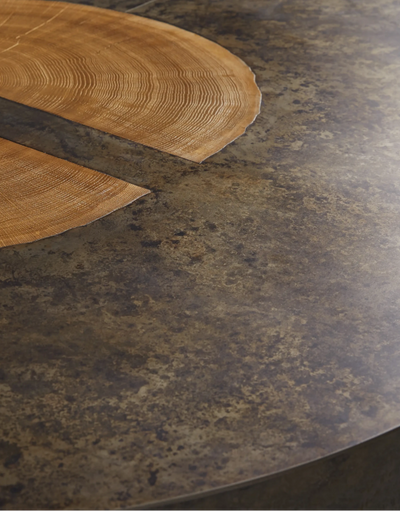Aurevon Round Dining Table
