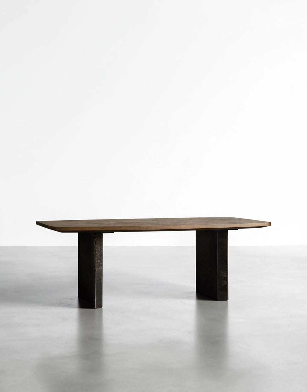 Polenza Dining Table