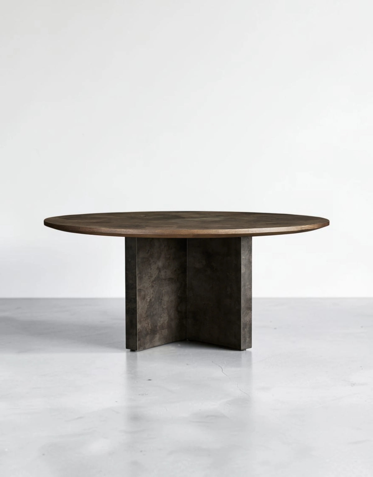 Polenza Round Dining Table