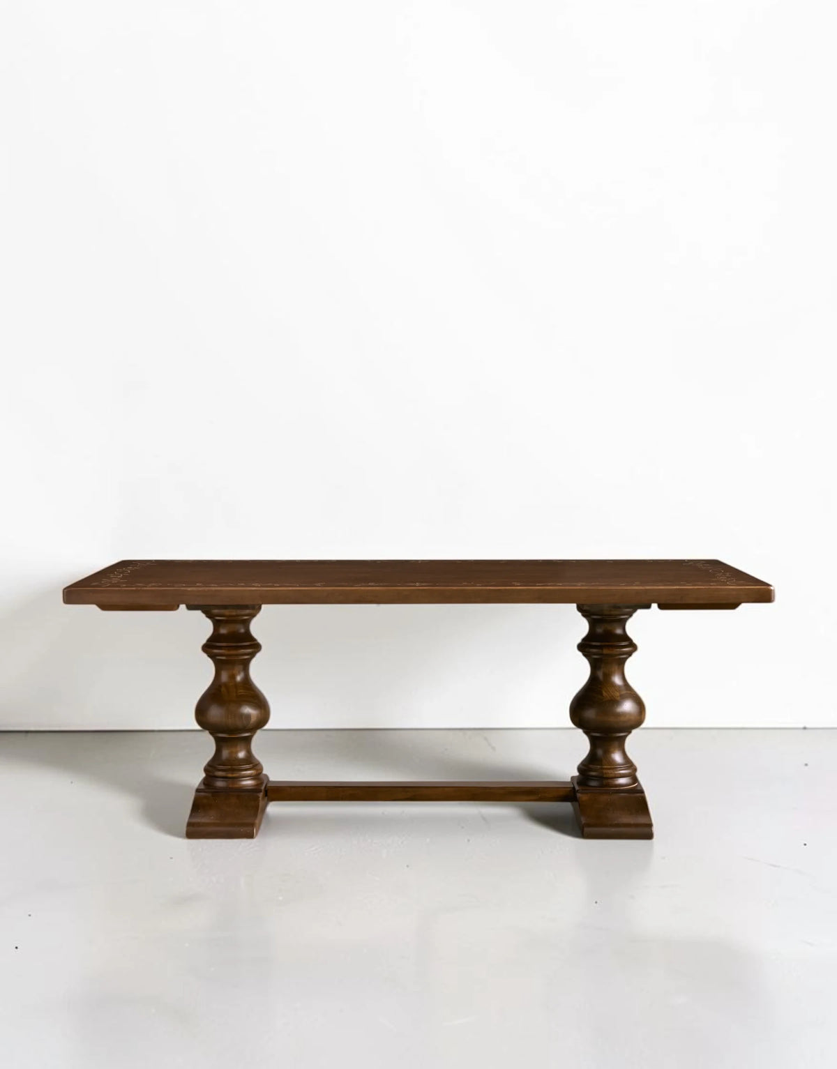 Serafina  Oval Extension Dining Table