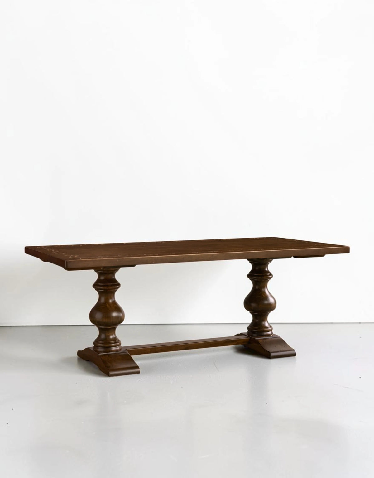 Serafina  Oval Extension Dining Table