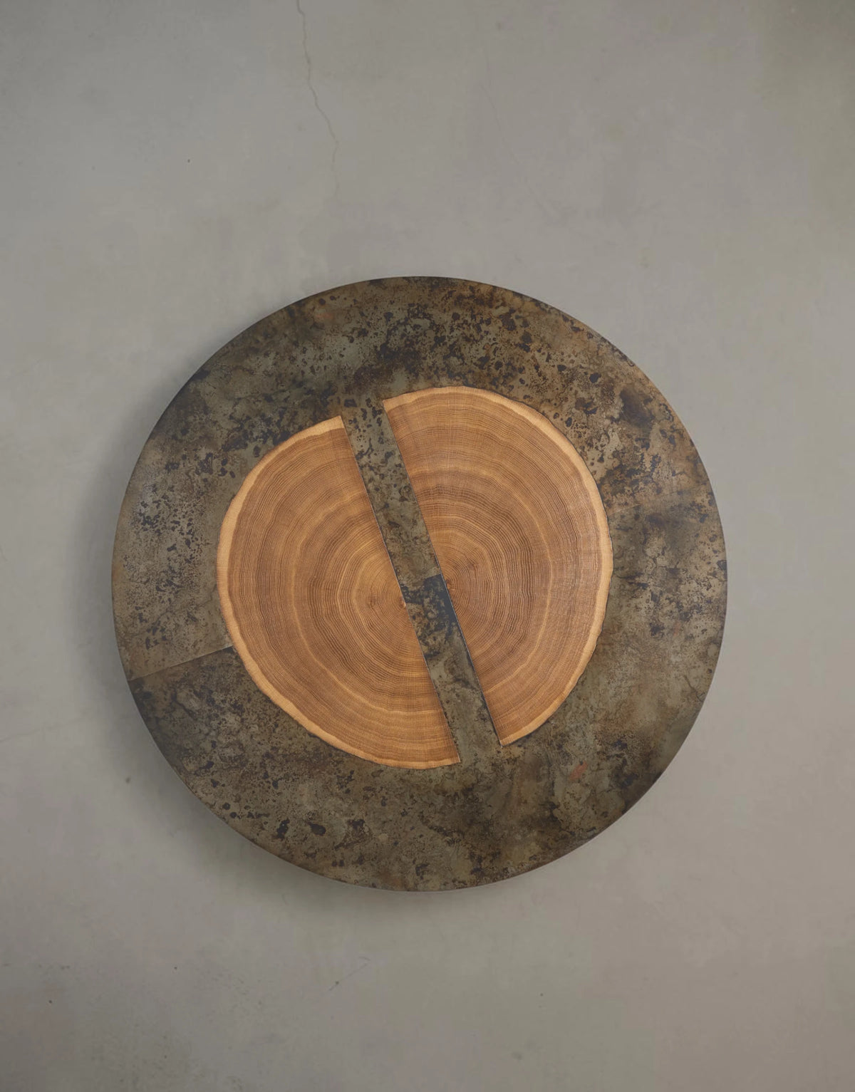 Aurevon Round Coffee Table