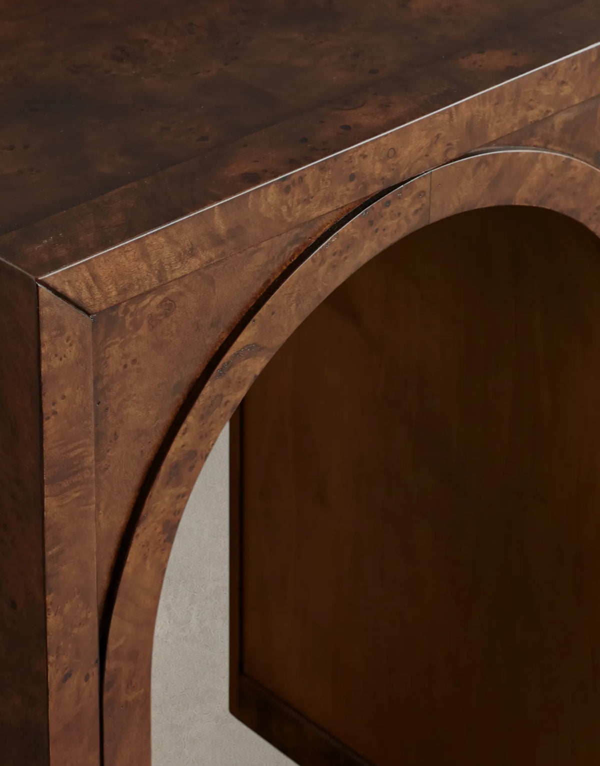 Hettly Burl Console Table