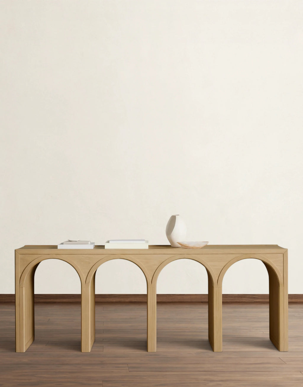 Hottly Console Table