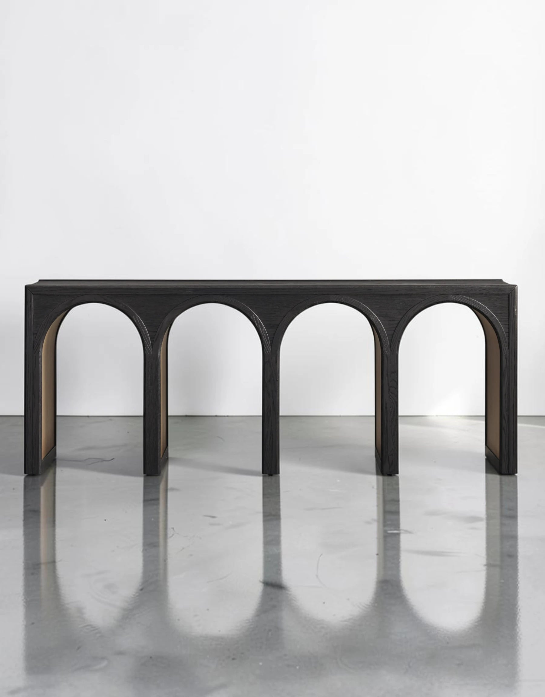 Hettly Console Table