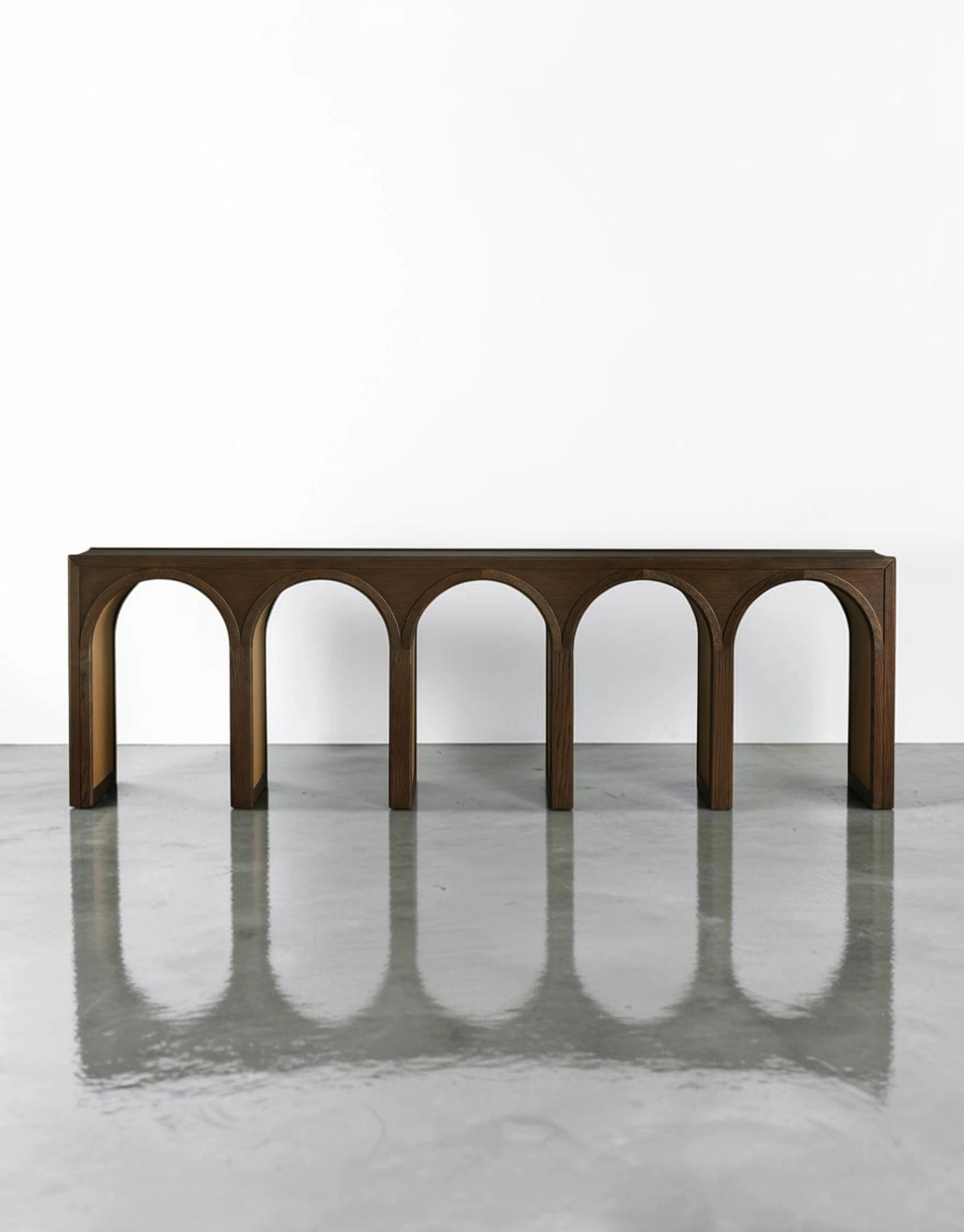 Hettly Console Table