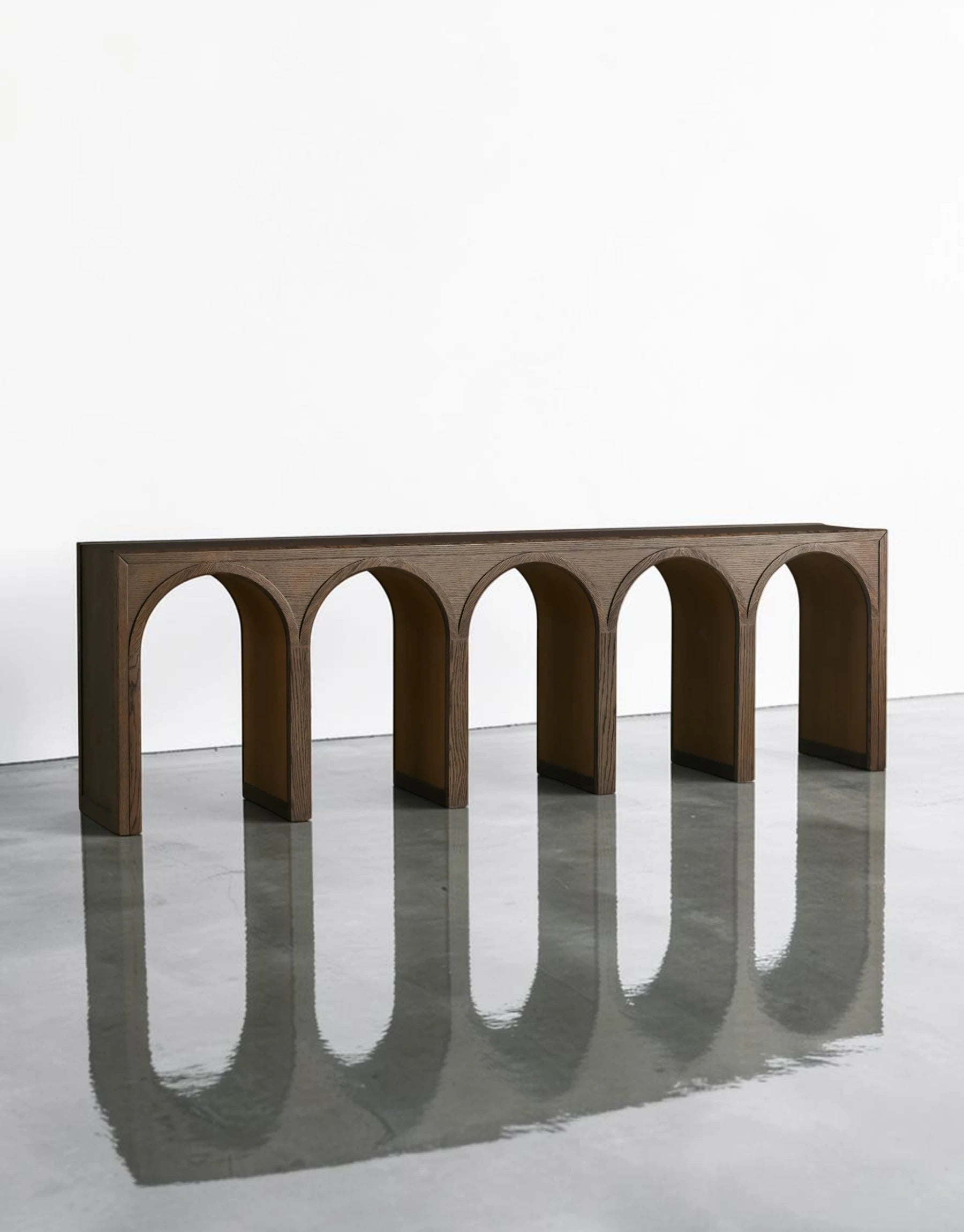 Hettly Console Table