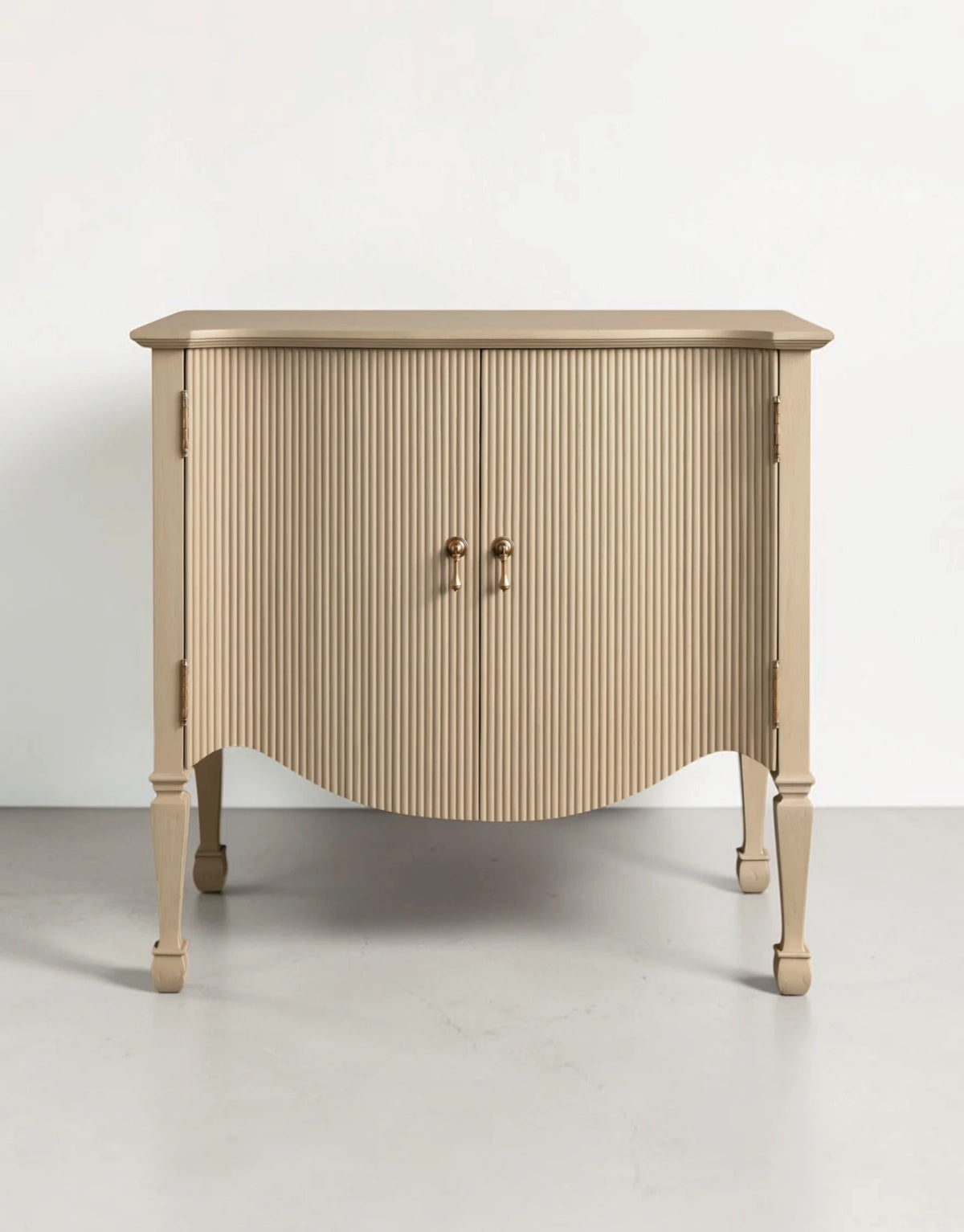Conren Hall Chest