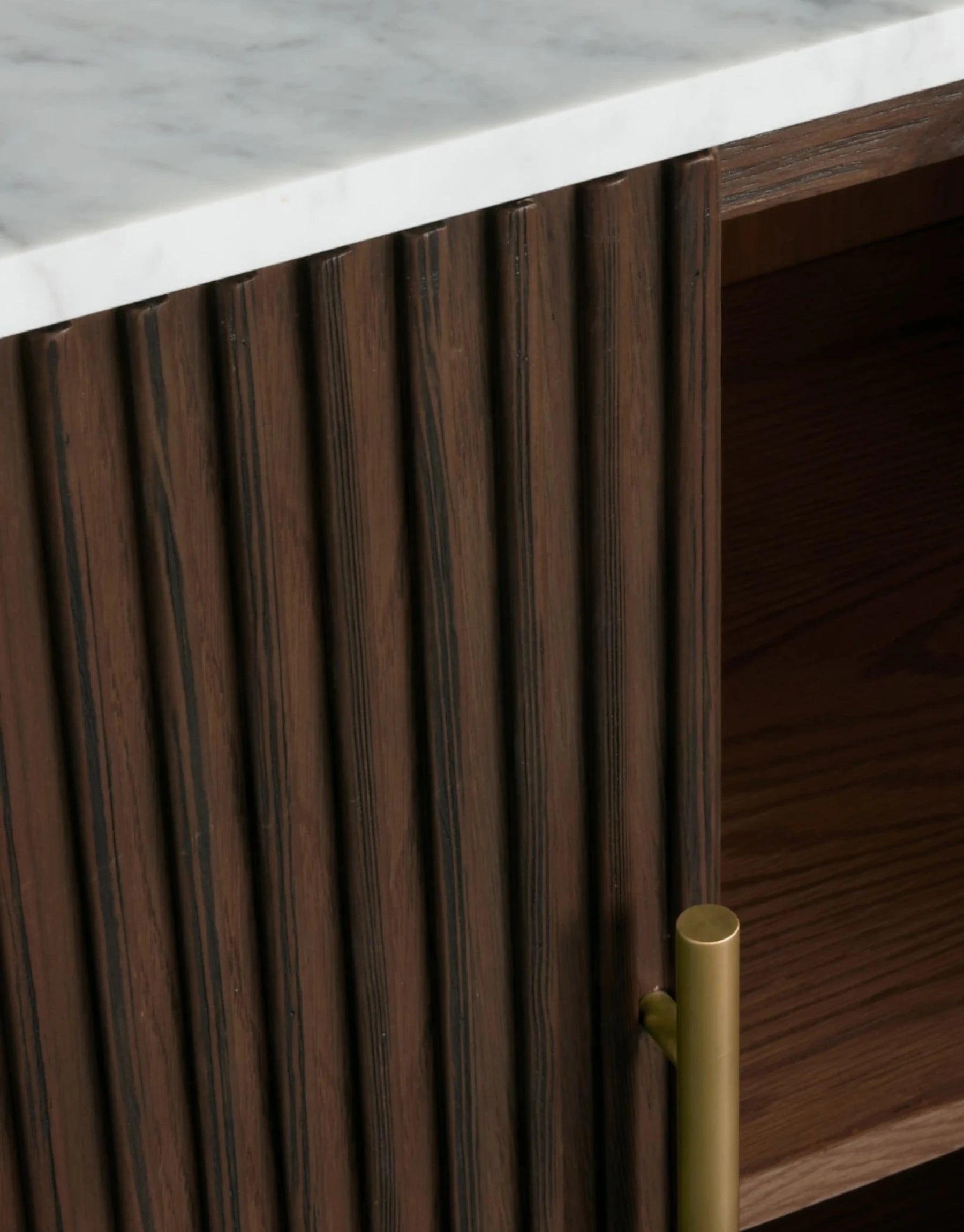 Avelor Sideboard