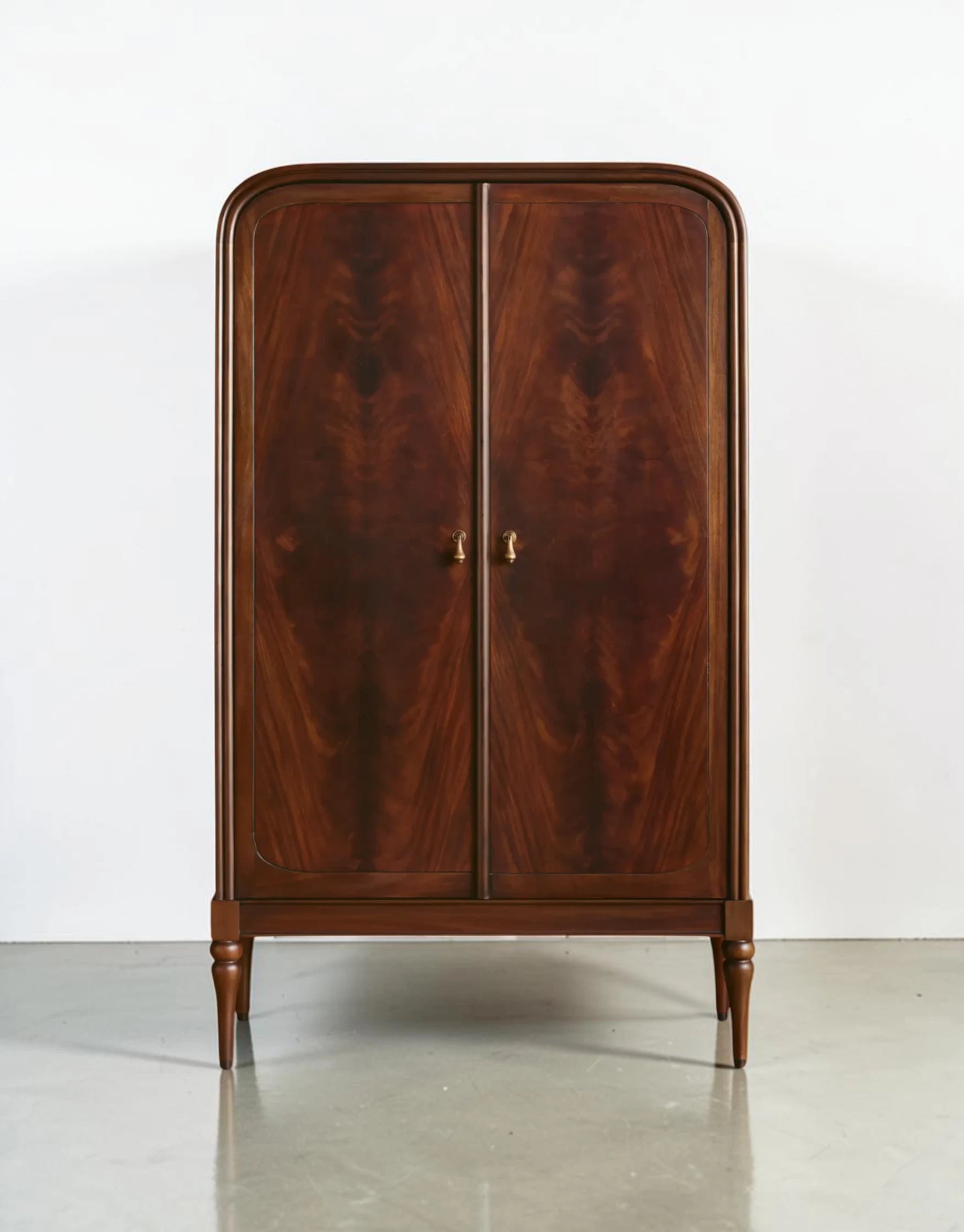 Aurek Cabinet