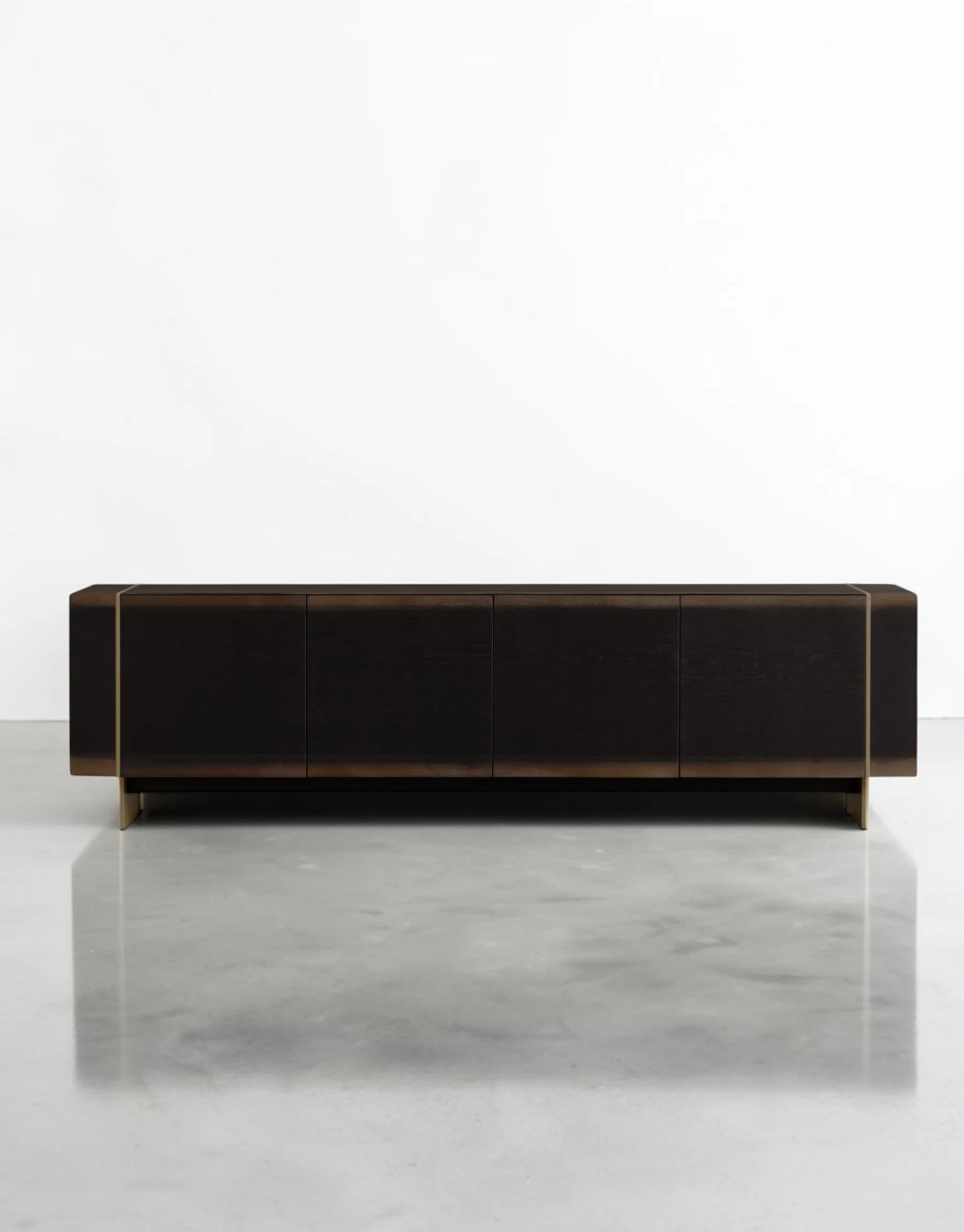 Miroven Media Console
