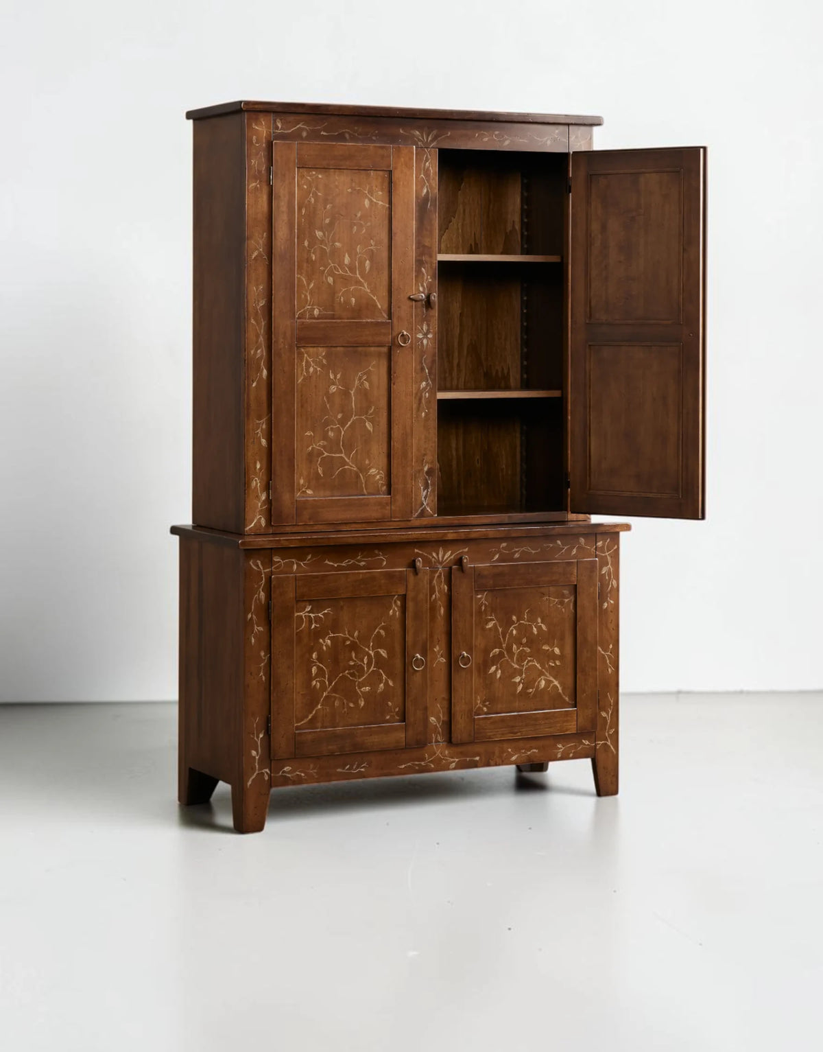 Serafina Cabinet