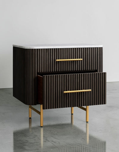 Avelor Closed Nightstand
