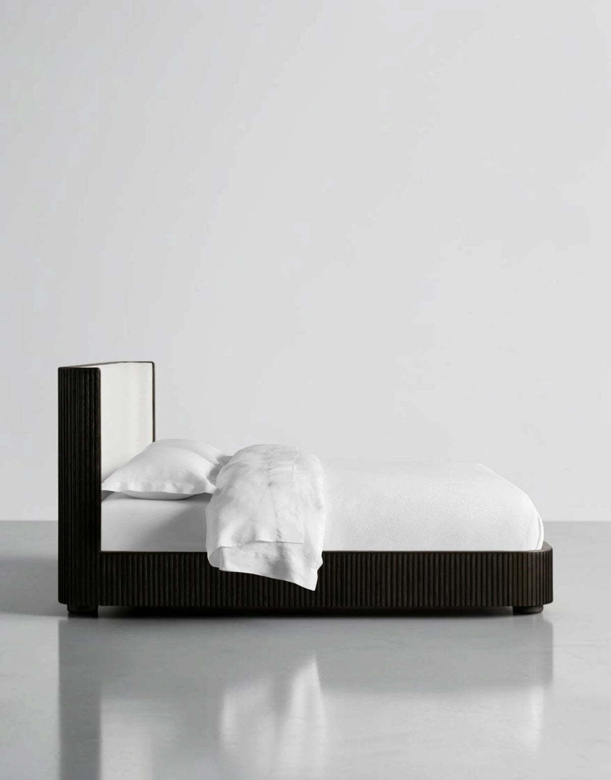 Finnely Bed