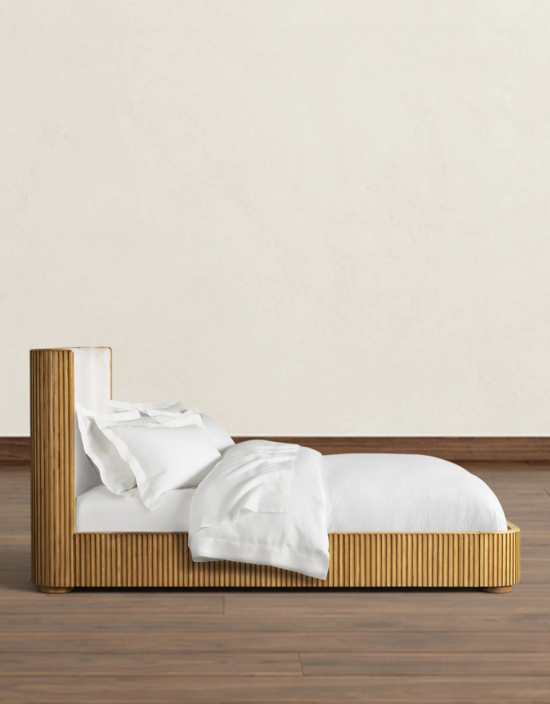 Avelor Bed