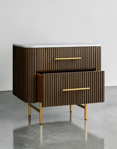 Avelor Closed Nightstand