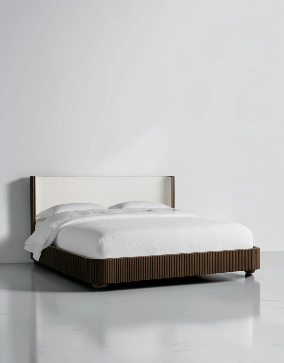 Finnely Bed