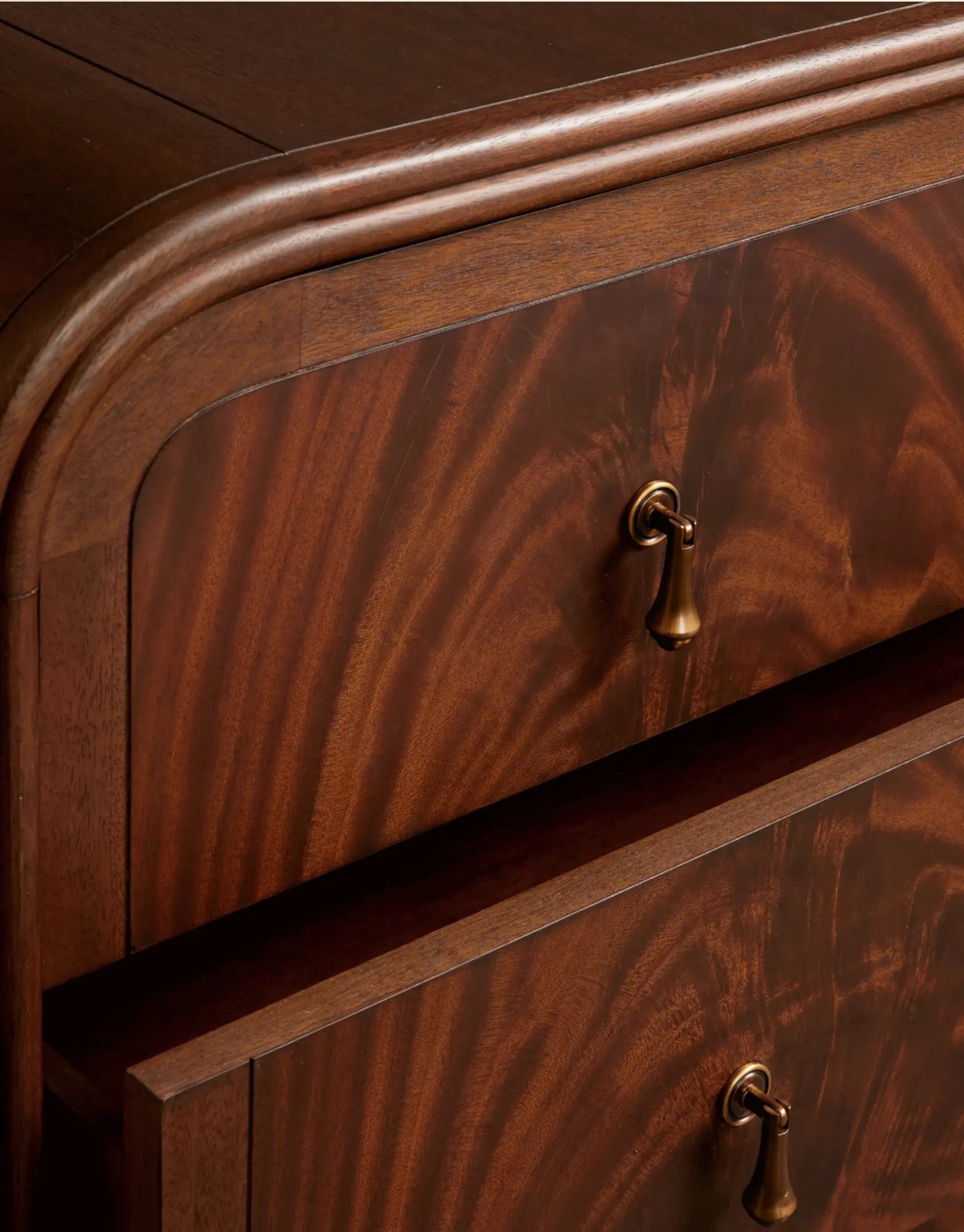 Aurek Six-Drawer Dresser