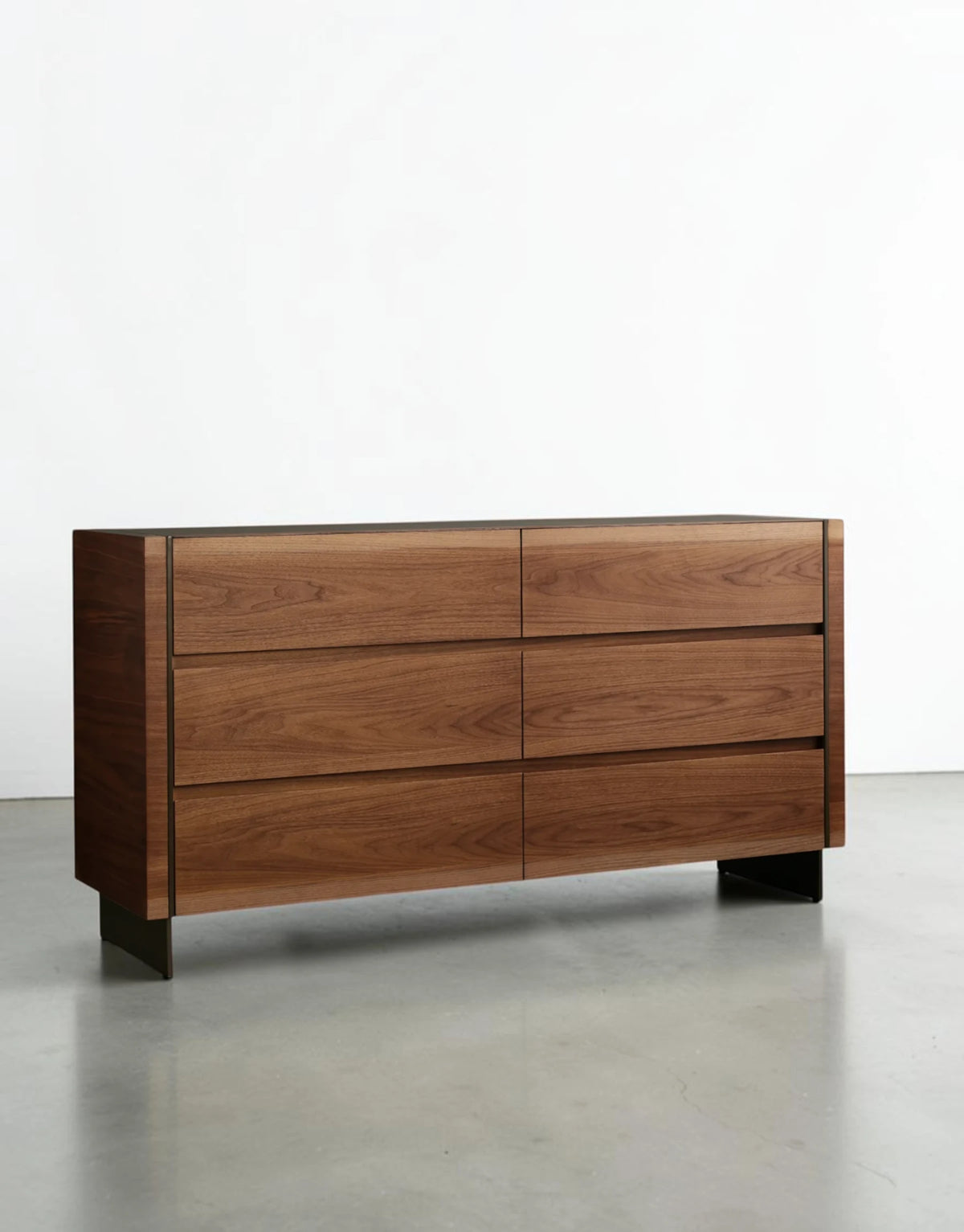 Miroven Six-Drawer Dresser