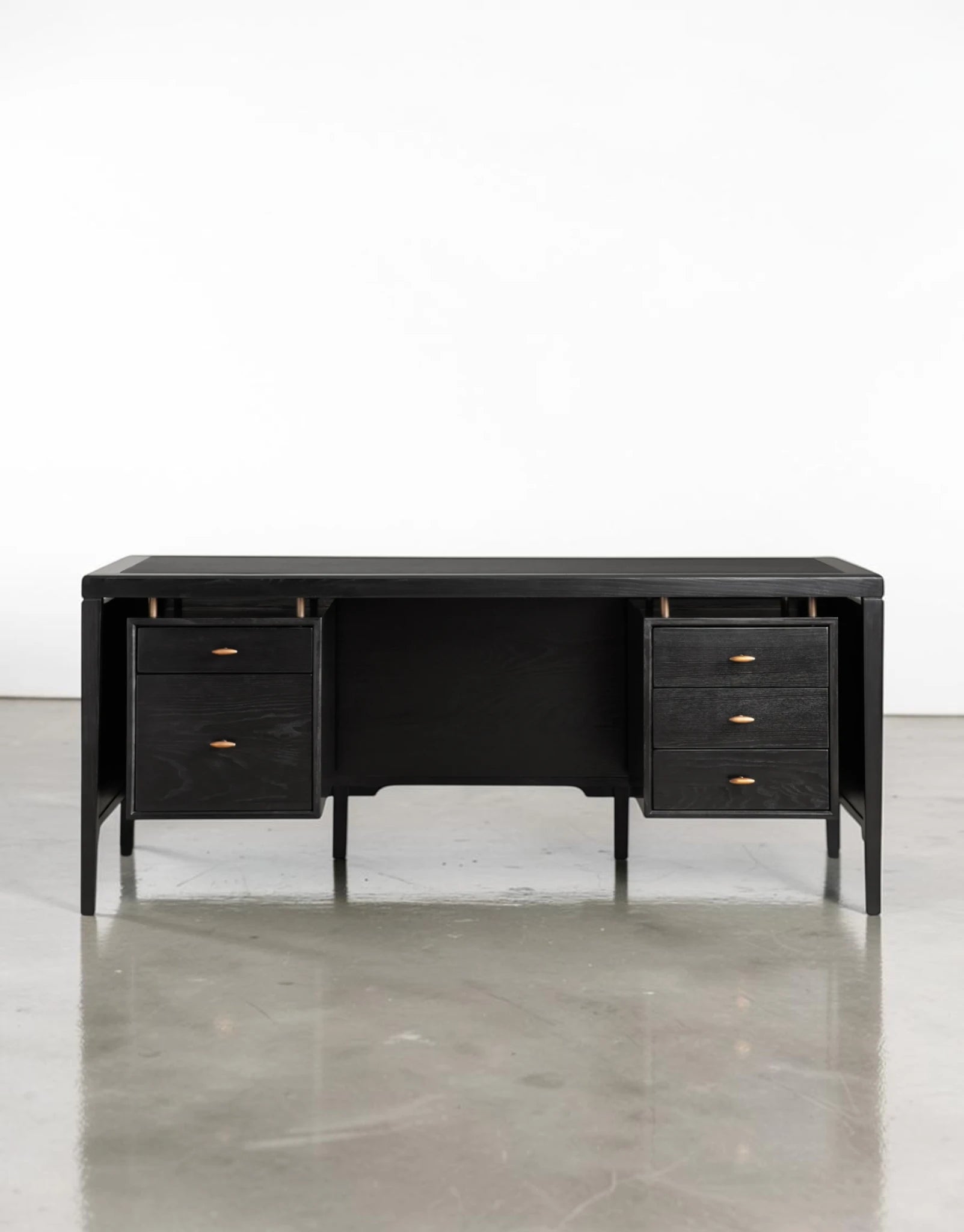 Valdren Executive Desk