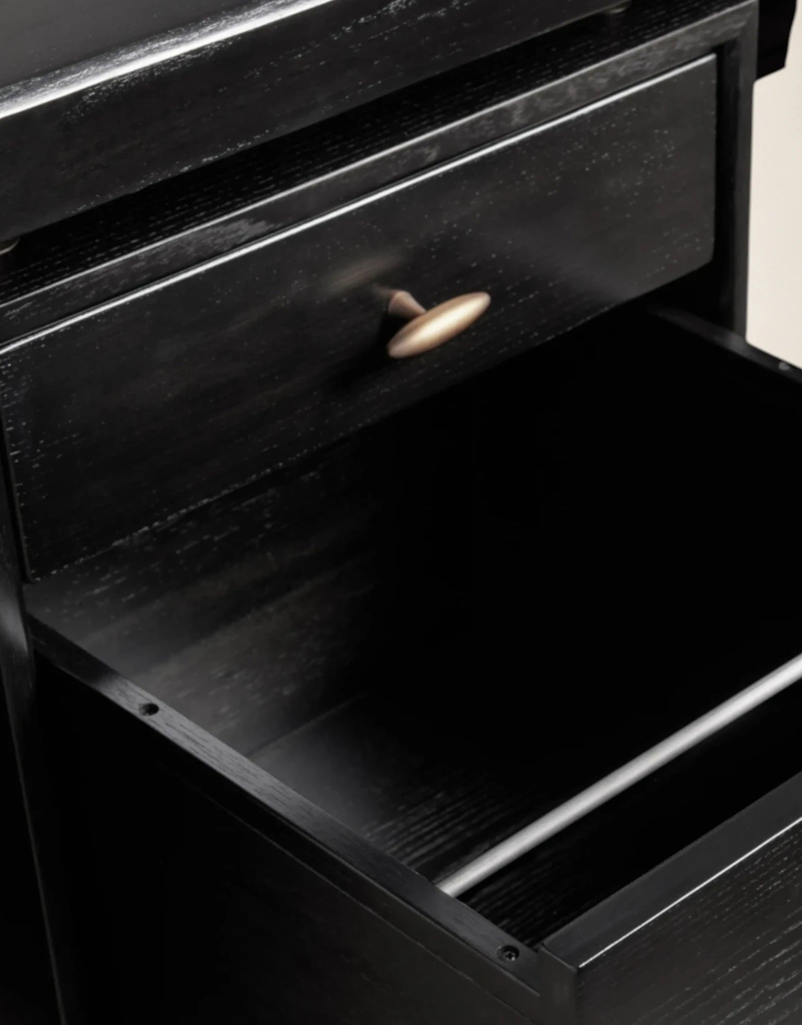 Valdren Executive Desk