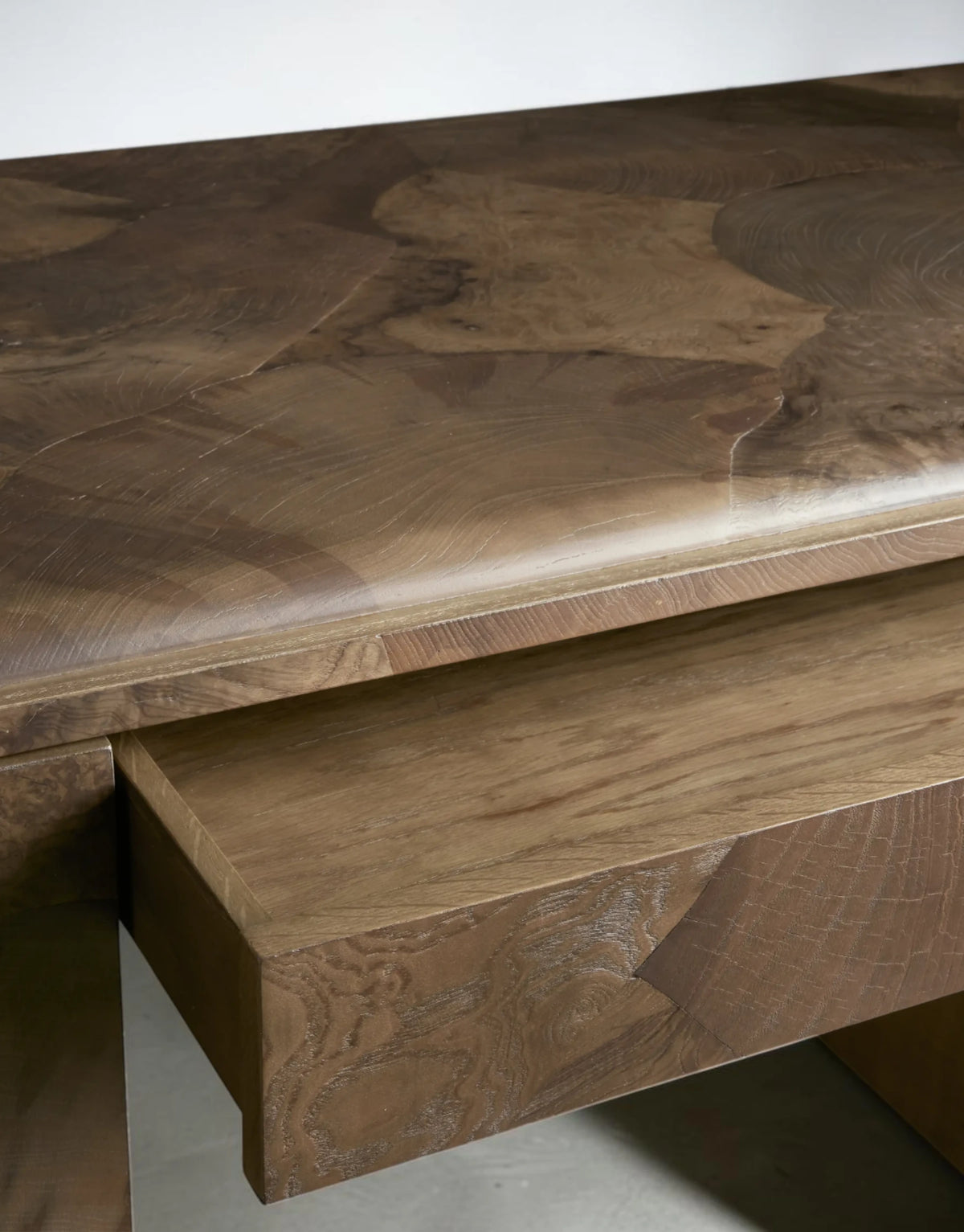 Polenza Executive Desk
